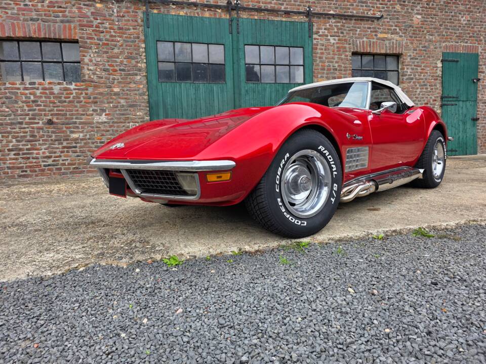 Image 16/71 of Chevrolet Corvette Stingray (1971)
