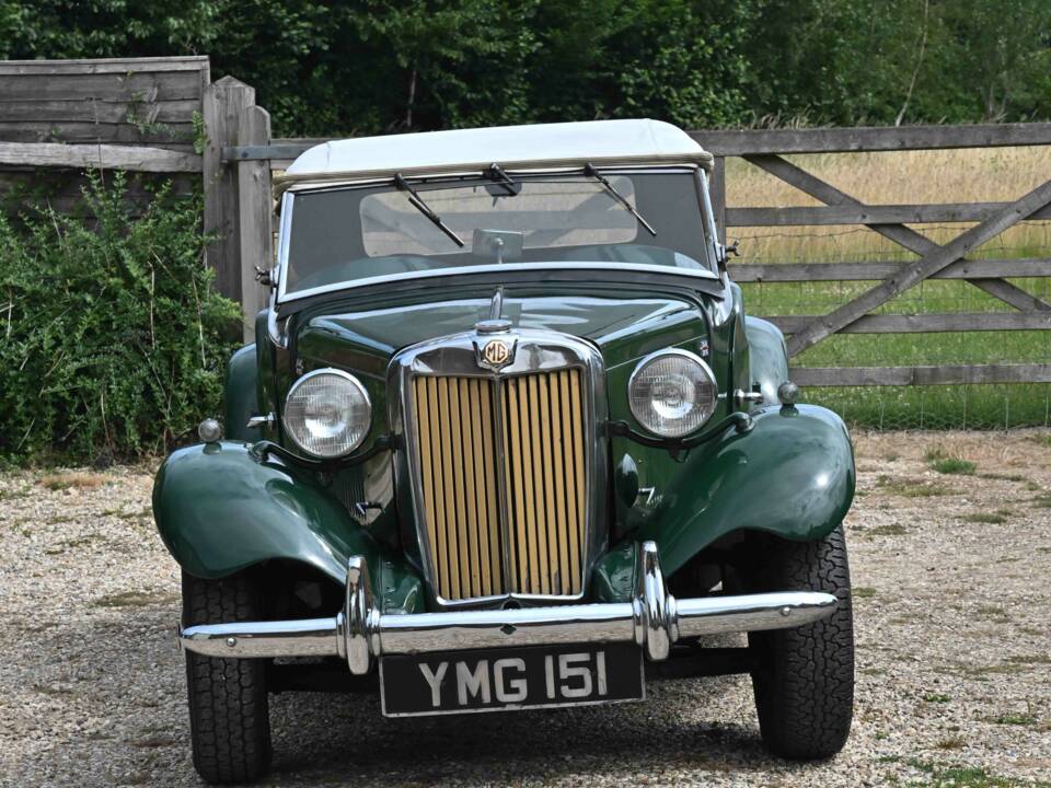 Image 32/50 of MG TD (1953)
