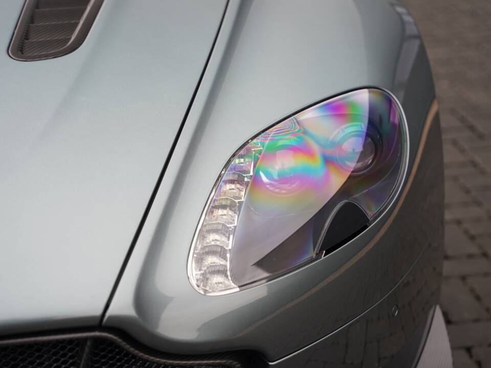 Bild 38/50 von Aston Martin V12 Vantage AMR (2017)