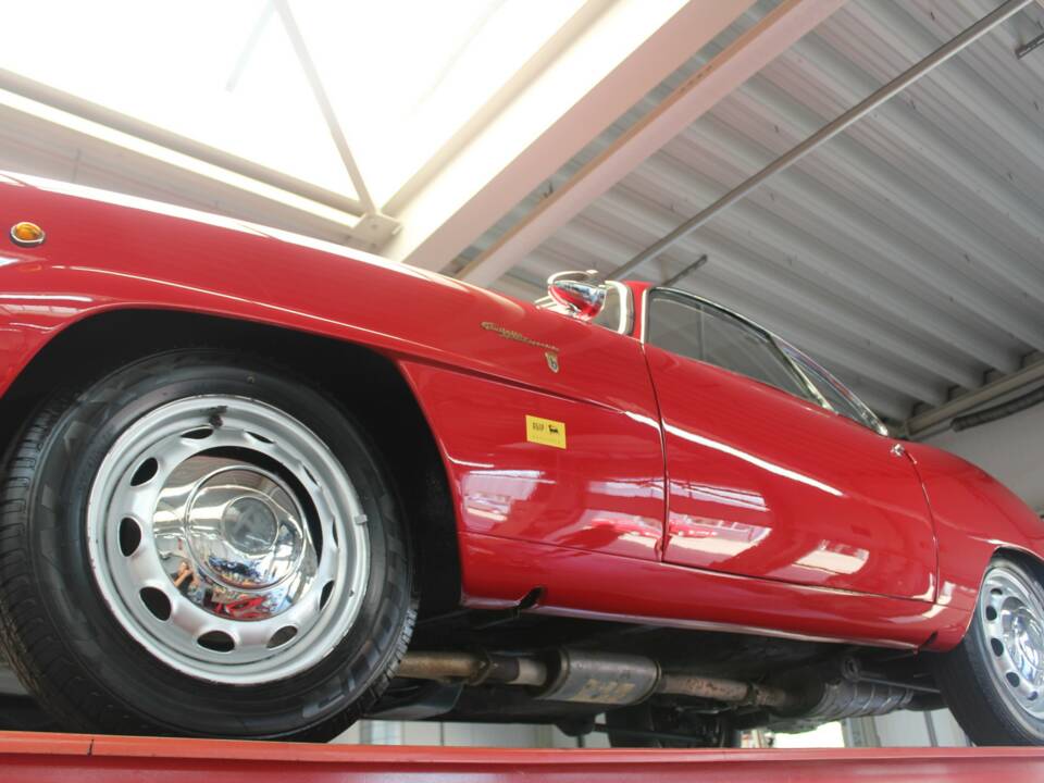 Image 11/50 of Alfa Romeo Giulietta SS (1961)