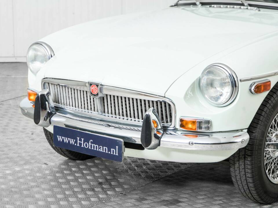 Bild 18/50 von MG MGB (1975)