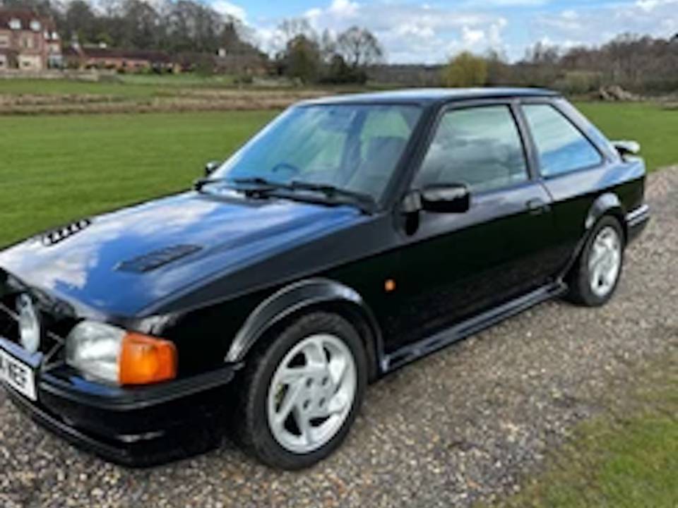 Image 20/24 of Ford Escort turbo RS (1990)