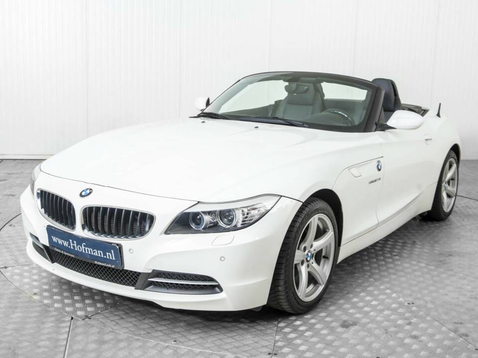 Image 17/50 of BMW Z4 sDrive23i (2010)