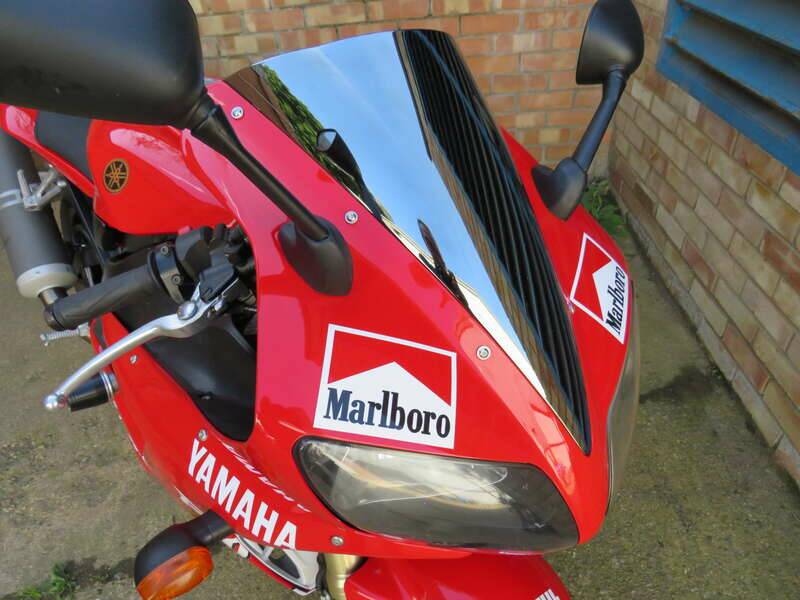 Imagen 7/40 de Yamaha DUMMY (2002)