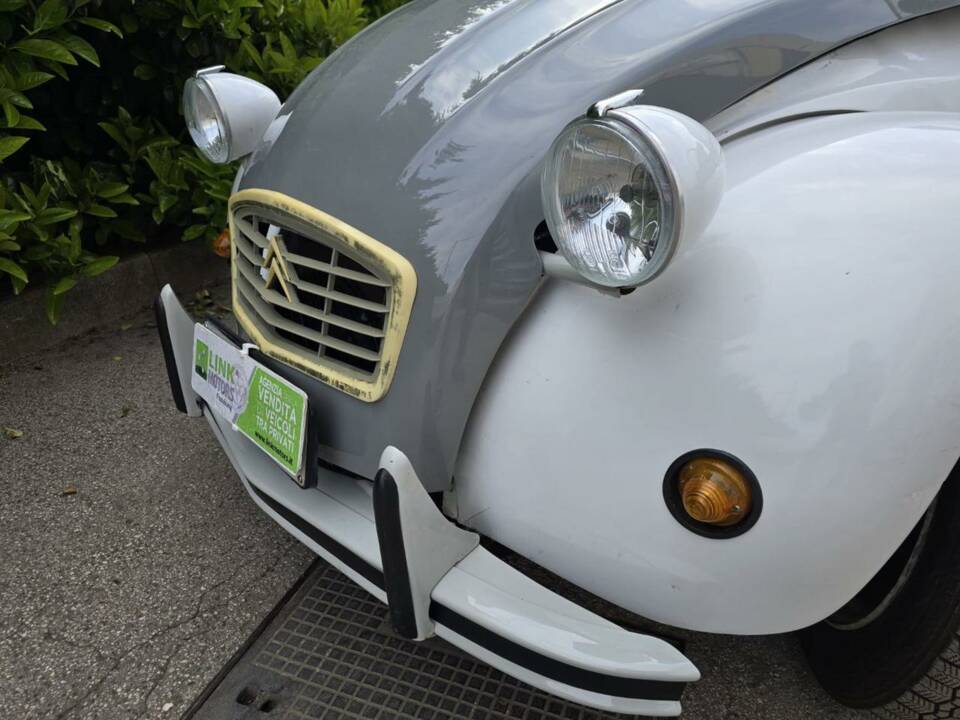 Image 16/31 of Citroën 2 CV 6 (1985)