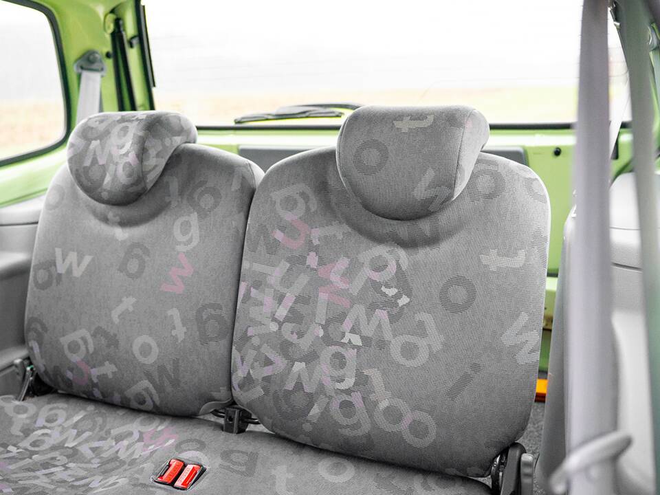 Image 24/36 of Renault Twingo 1.2 16V (2005)