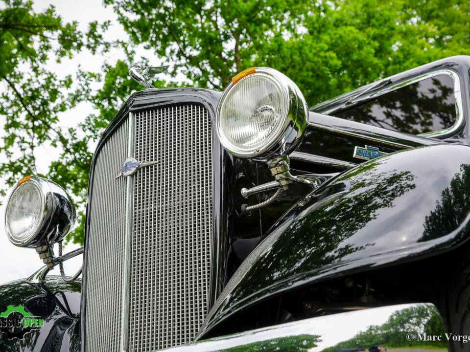 Image 30/54 of Chevrolet Standard (1936)