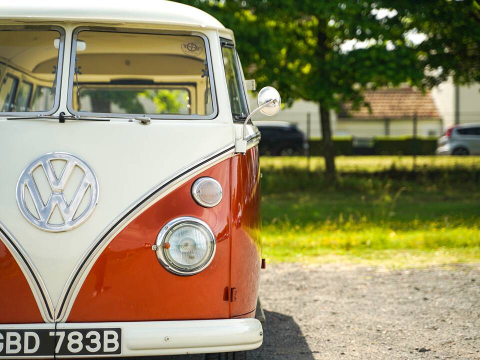 Bild 34/50 von Volkswagen T1 Samba 1.2 (1964)