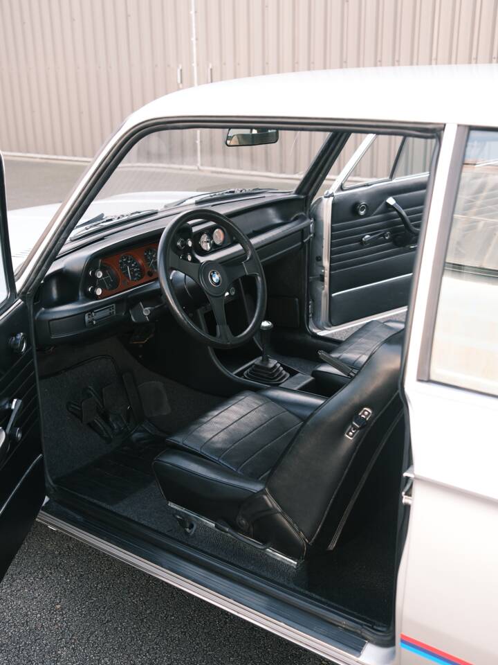 Image 23/27 of BMW 2002 turbo (1974)