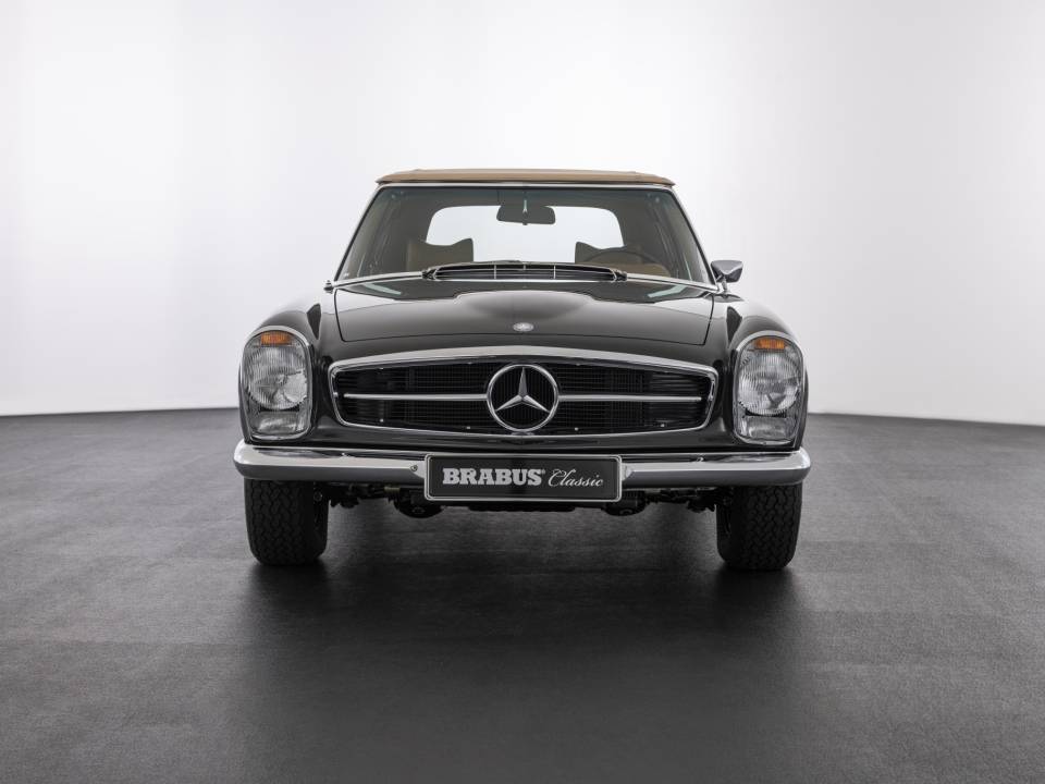 Image 3/20 de Mercedes-Benz 280 SL (1970)
