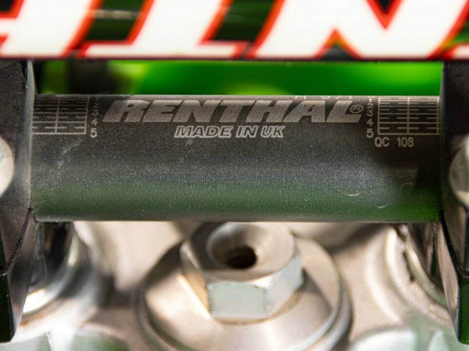 Image 11/50 of Kawasaki KX 250 (1986)