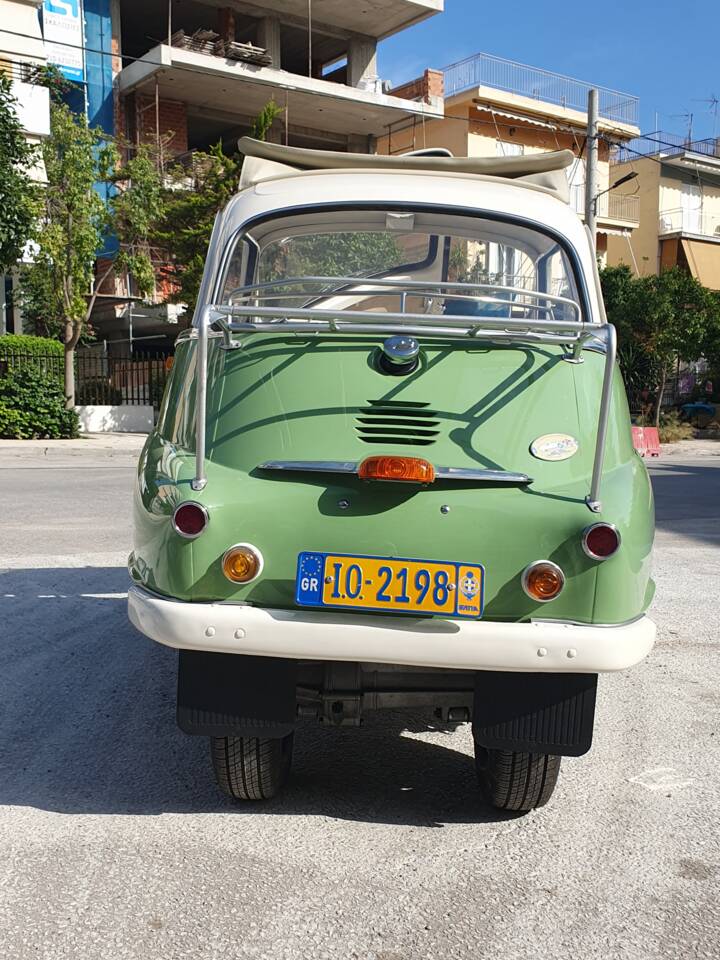 Image 2/98 de BMW Isetta 250 (1961)