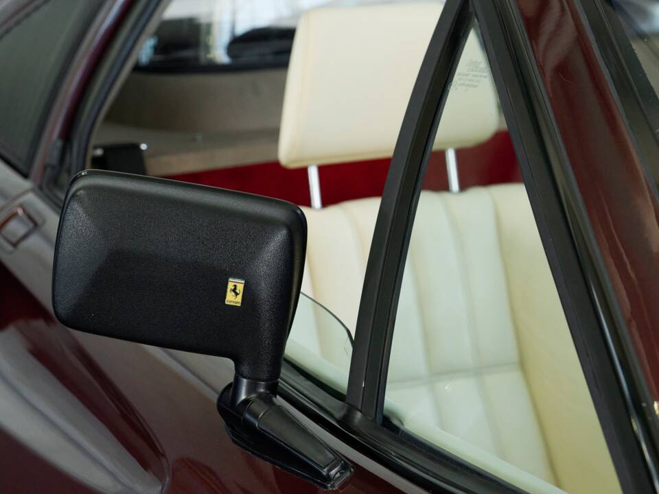 Bild 48/50 von Ferrari 328 GTS (1988)