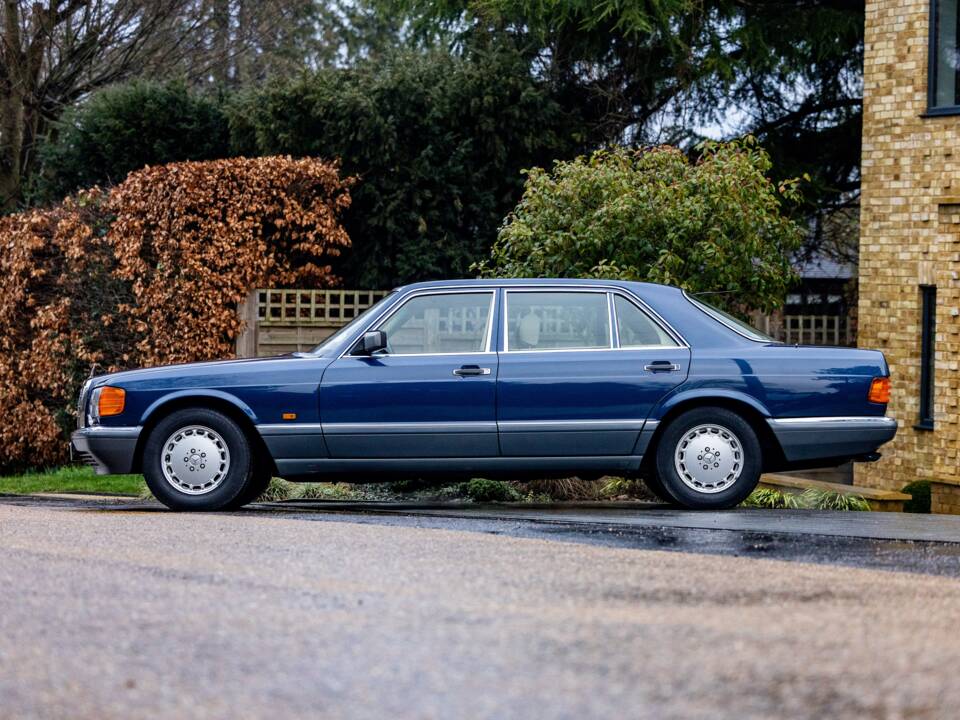 Bild 42/49 von Mercedes-Benz 560 SEL (1986)