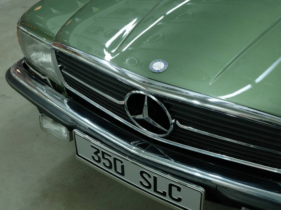 Image 47/50 de Mercedes-Benz 350 SLC (1973)