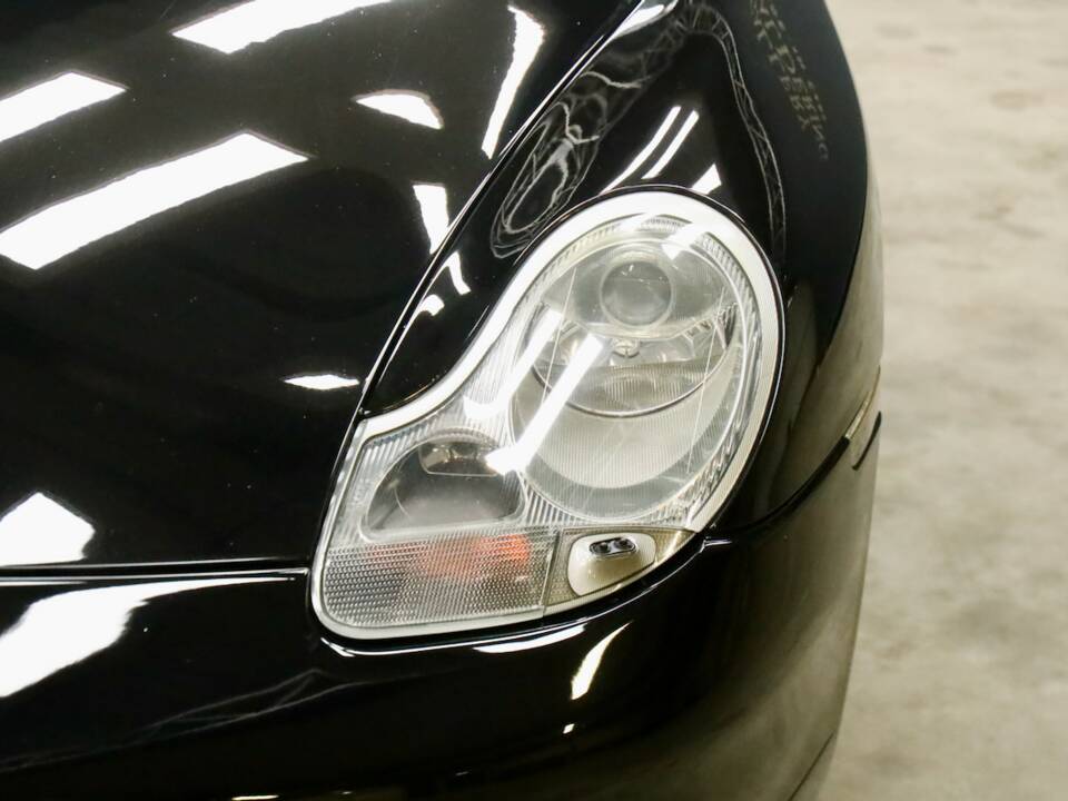 Image 38/50 de Porsche 911 Carrera (1999)