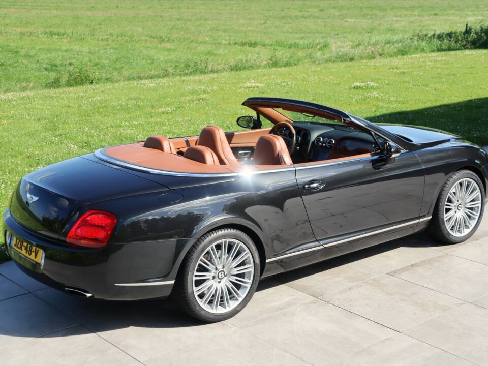 Bild 44/50 von Bentley Continental GTC (2007)