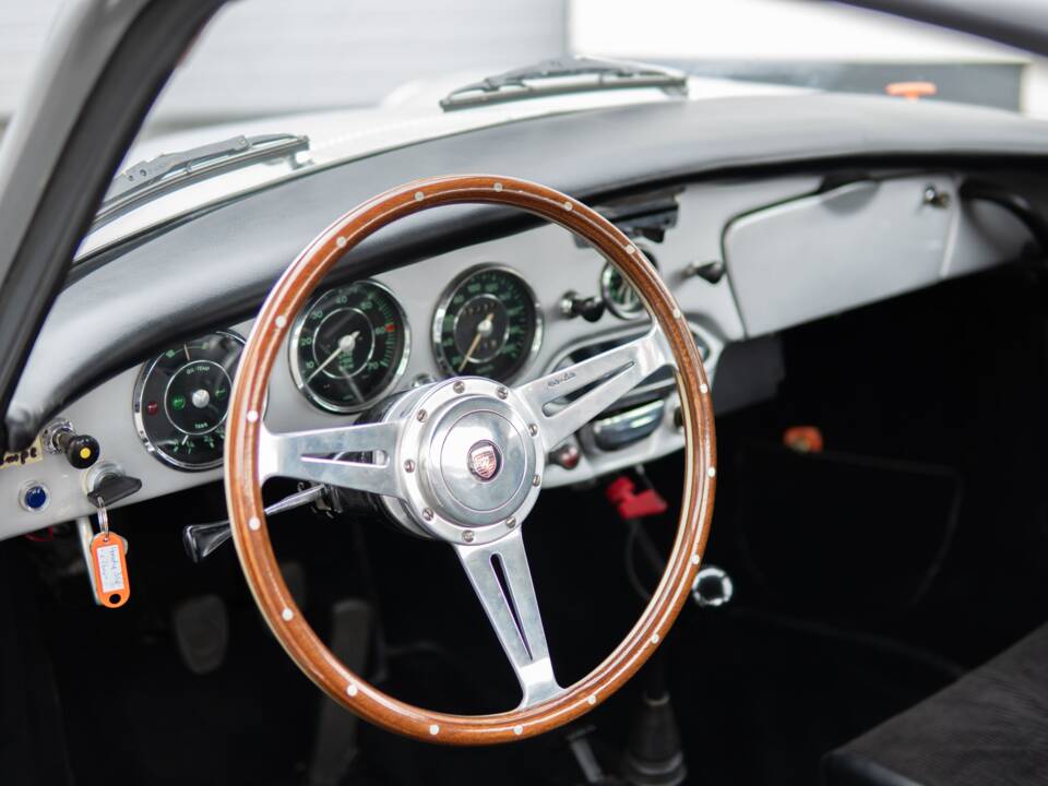Afbeelding 25/41 van Porsche 356 C 1600 (1964)