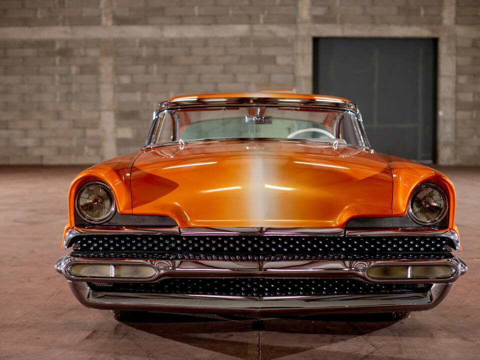 Image 4/34 of Lincoln Premiere Hardtop Coupé (1956)