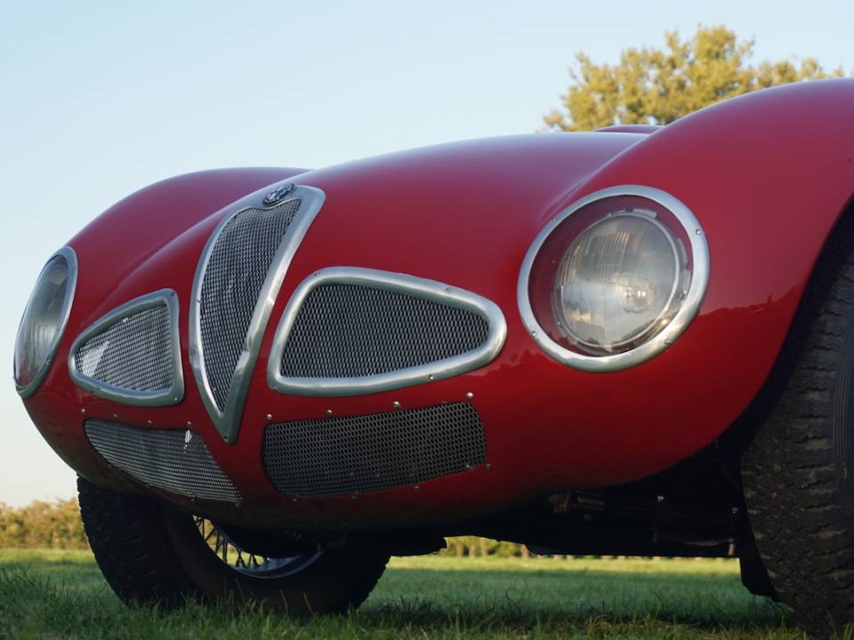 Image 31/46 of Alfa Romeo 6C 3000 CM (1965)