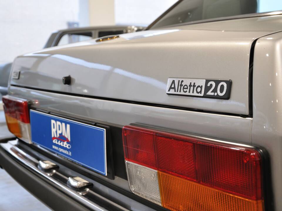 Image 15/49 of Alfa Romeo Alfetta 2.0 (1983)
