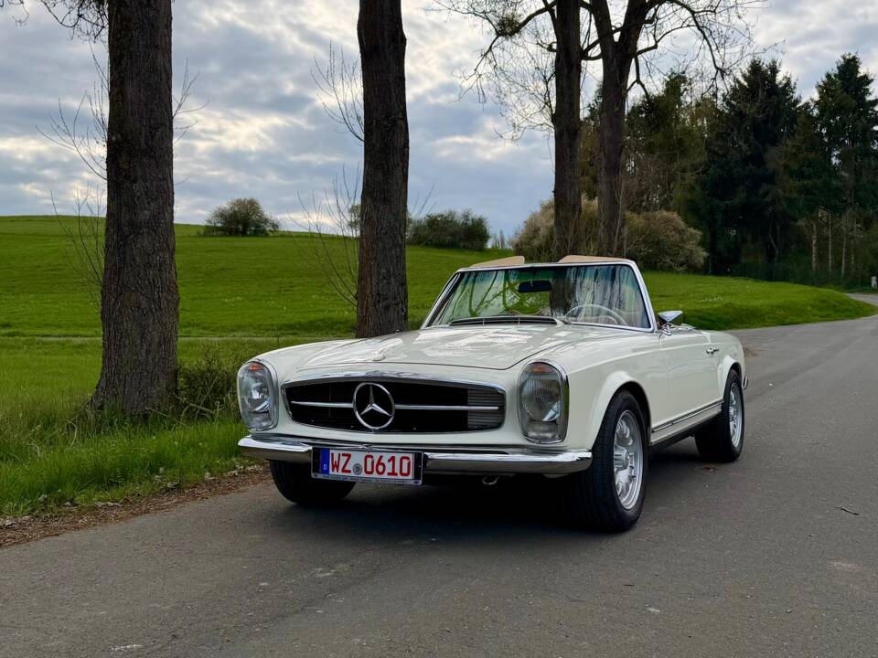 Image 1/20 de Mercedes-Benz 280 SL (1968)