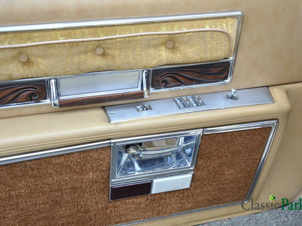 Image 19/50 de Buick Electra 225 Hardtop (1976)