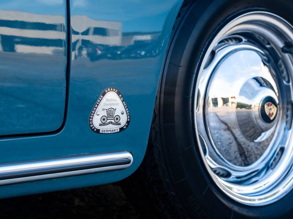 Image 2/33 of Porsche 356 B 1600 Roadster (1961)