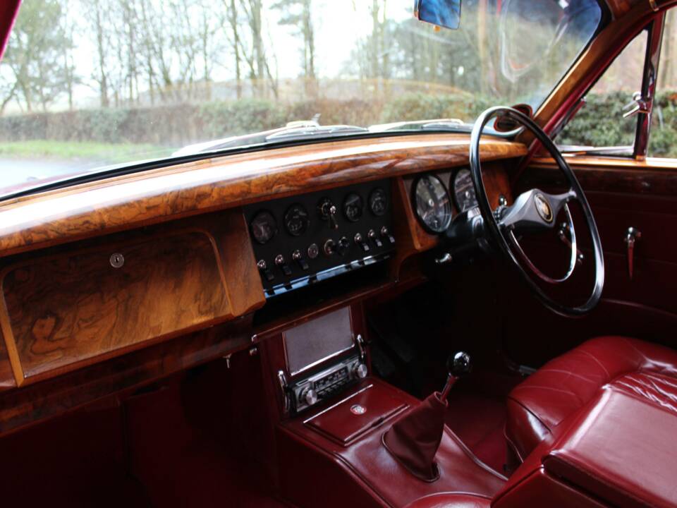 Afbeelding 11/19 van Jaguar Mk II 3.8 (1965)