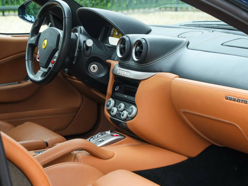 Image 11/50 of Ferrari 599 GTB Fiorano (2009)
