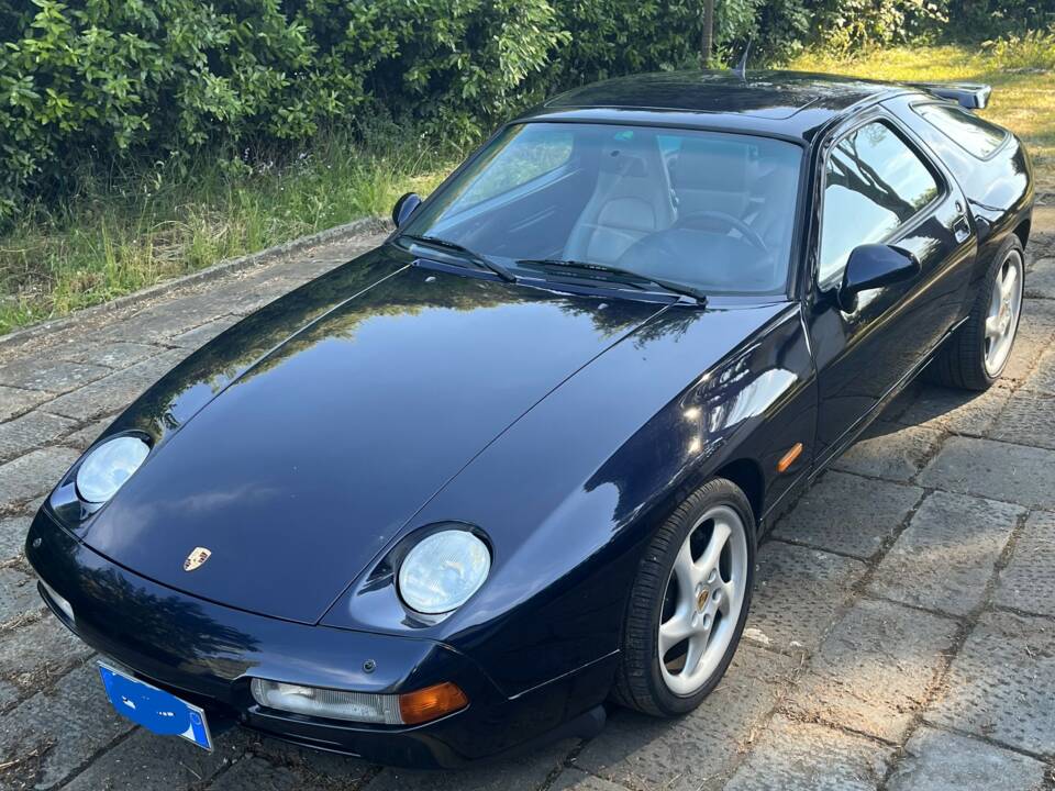 Image 4/26 of Porsche 928 GTS (1995)