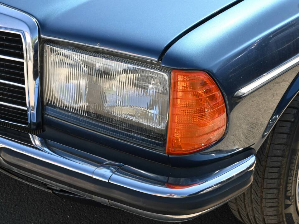 Bild 45/50 von Mercedes-Benz 280 CE (1983)