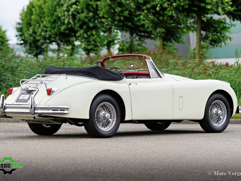 Image 44/51 de Jaguar XK 150 DHC (1959)