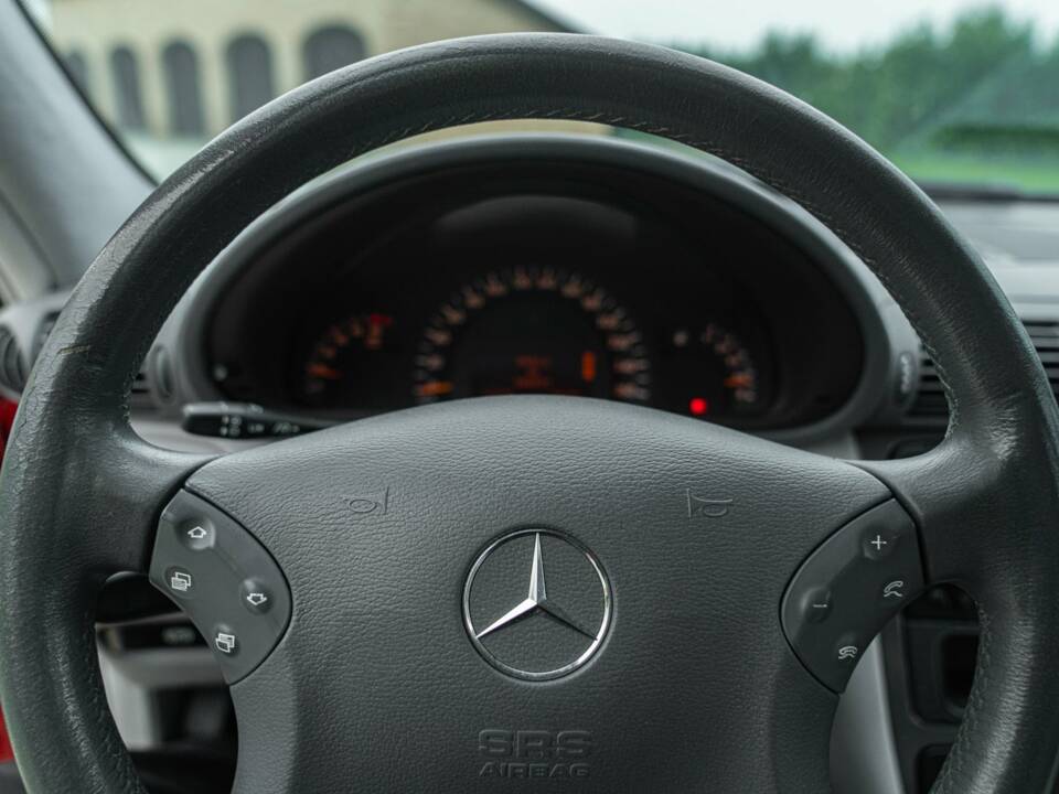 Immagine 33/50 di Mercedes-Benz C 220 CDI T (2003)