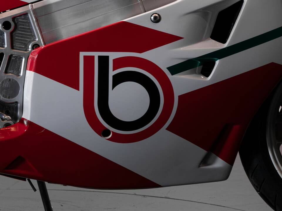 Immagine 16/35 di Bimota YB8 (1991)