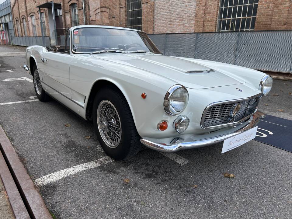 Bild 4/34 von Maserati 3500 GTI Vignale (1963)