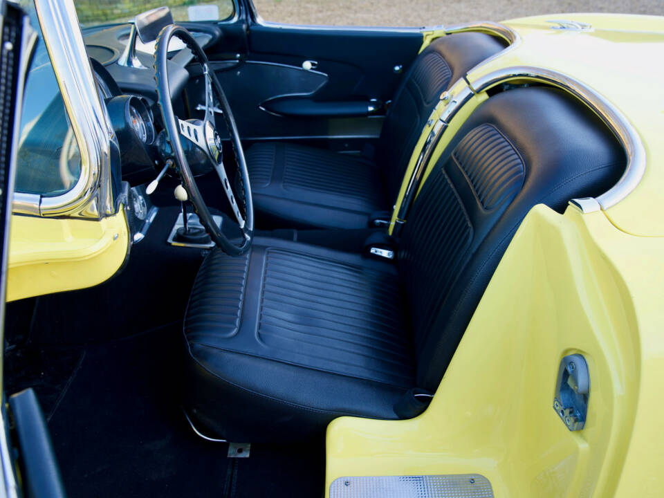 Image 3/50 of Chevrolet Corvette (1958)