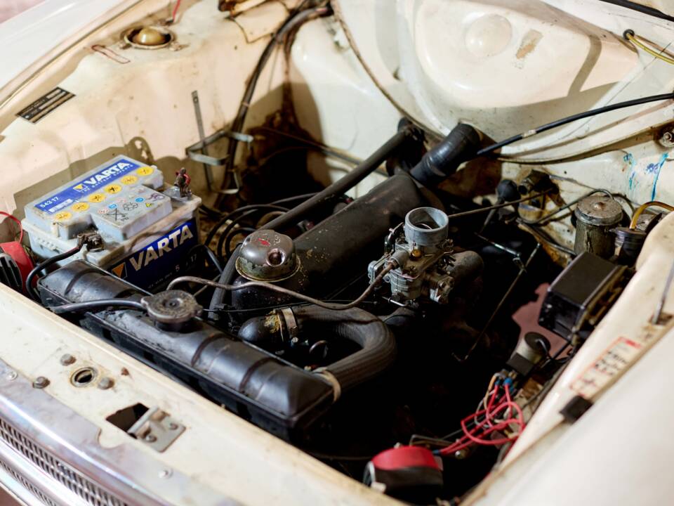 Bild 15/23 von Ford Cortina 1200 Deluxe (1965)