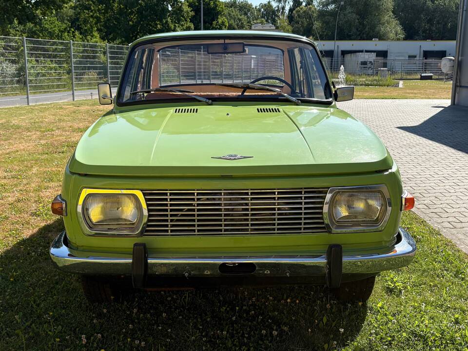 Image 2/26 of Wartburg 353 (1974)
