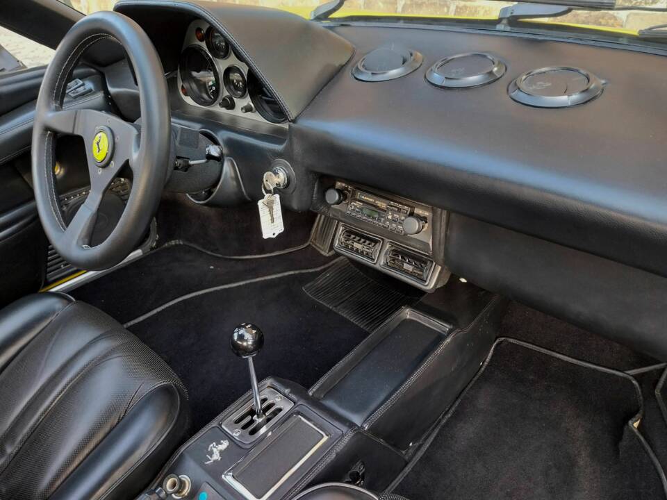 Image 47/53 of Ferrari 308 GTB (1979)