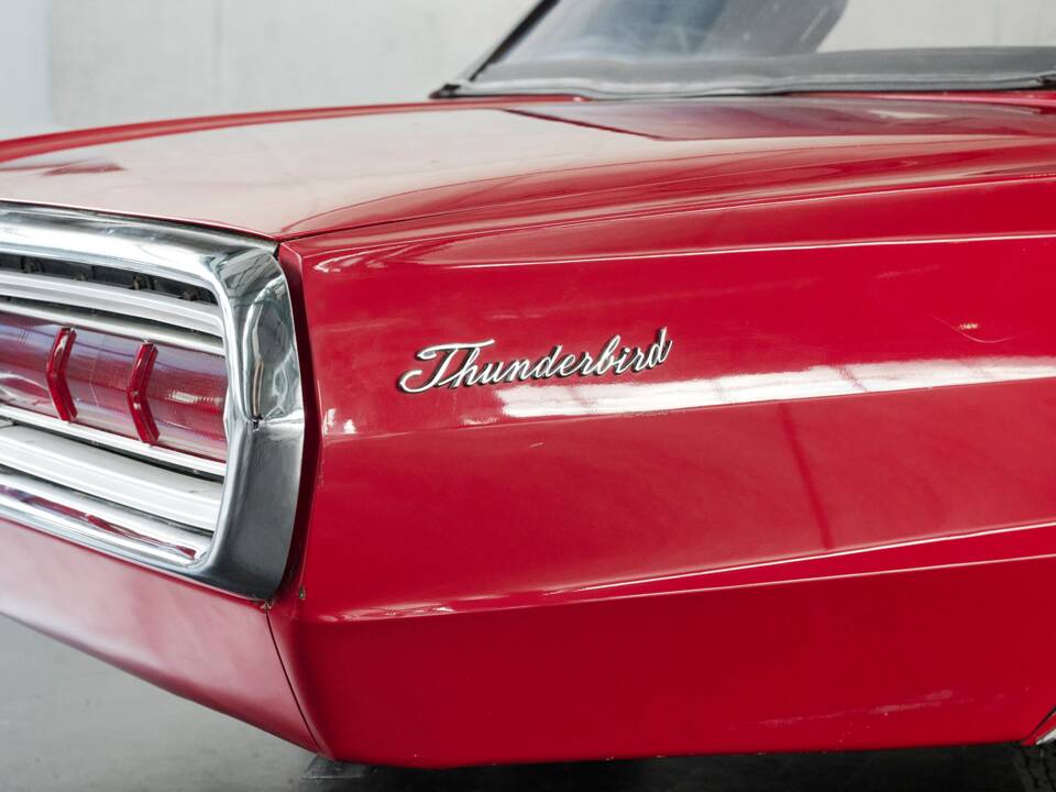 Bild 24/50 von Ford Thunderbird (1966)