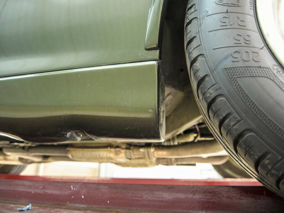 Immagine 46/50 di MG RV8 (1994)