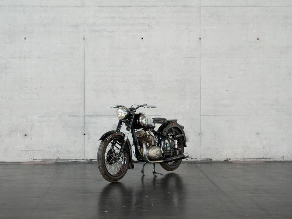 Image 1/28 of Puch 250 TF (1953)