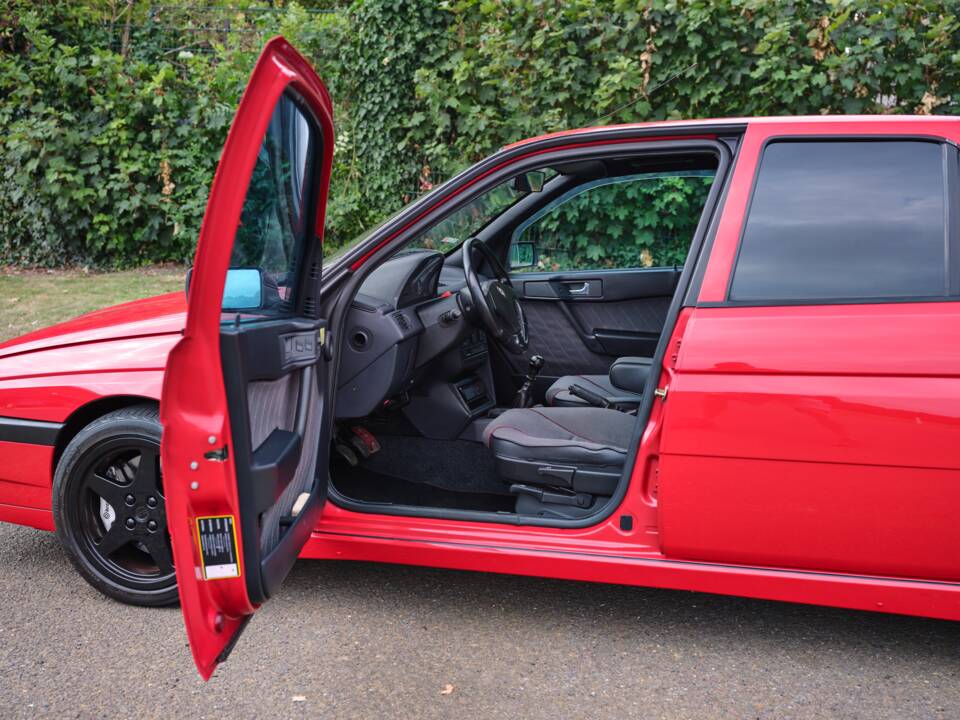 Imagen 41/50 de Alfa Romeo 155 2.5 TD (1998)