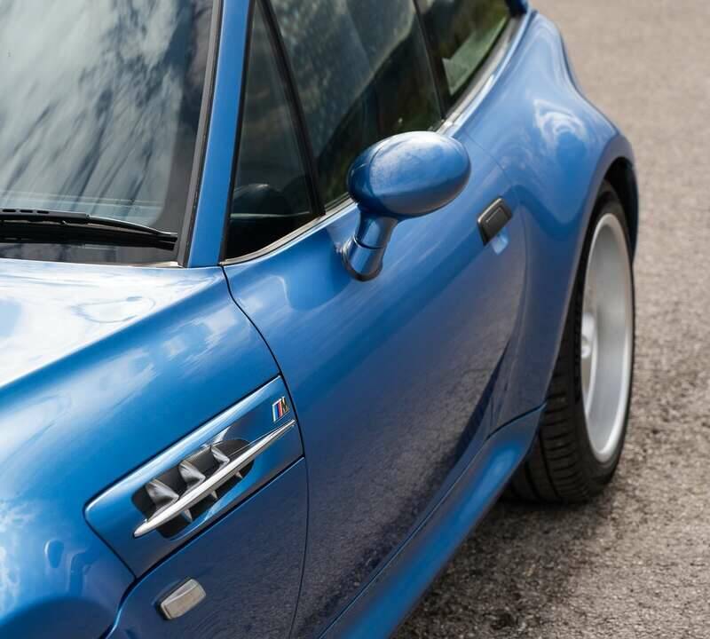 Image 30/48 of BMW Z3 M Coupé (US) (1999)