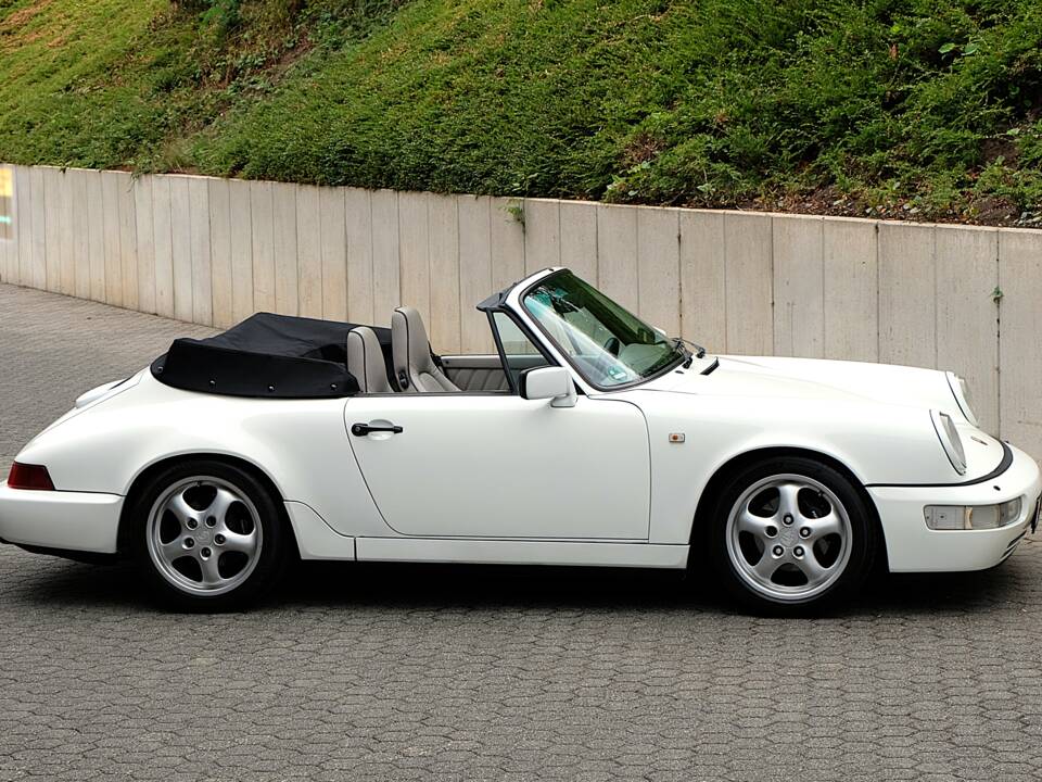 Afbeelding 17/59 van Porsche 911 Carrera 2 (1991)