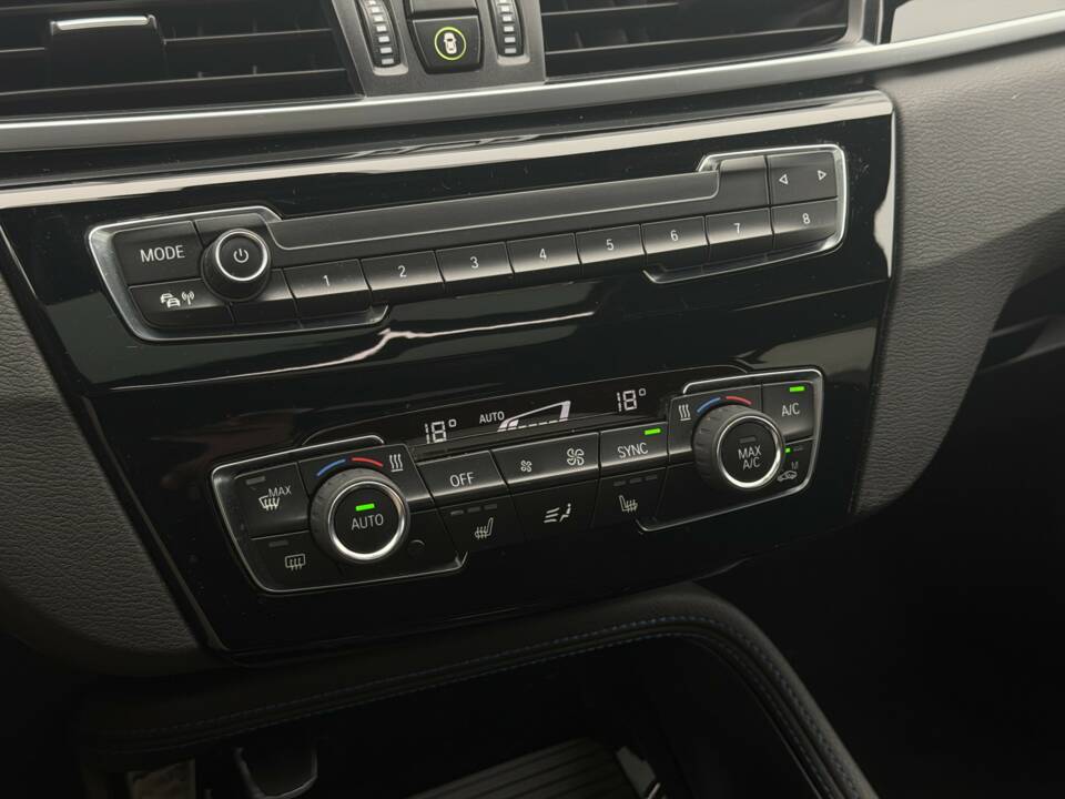 Obraz 25/39 pojazdu BMW X1 sDrive18i (2018)
