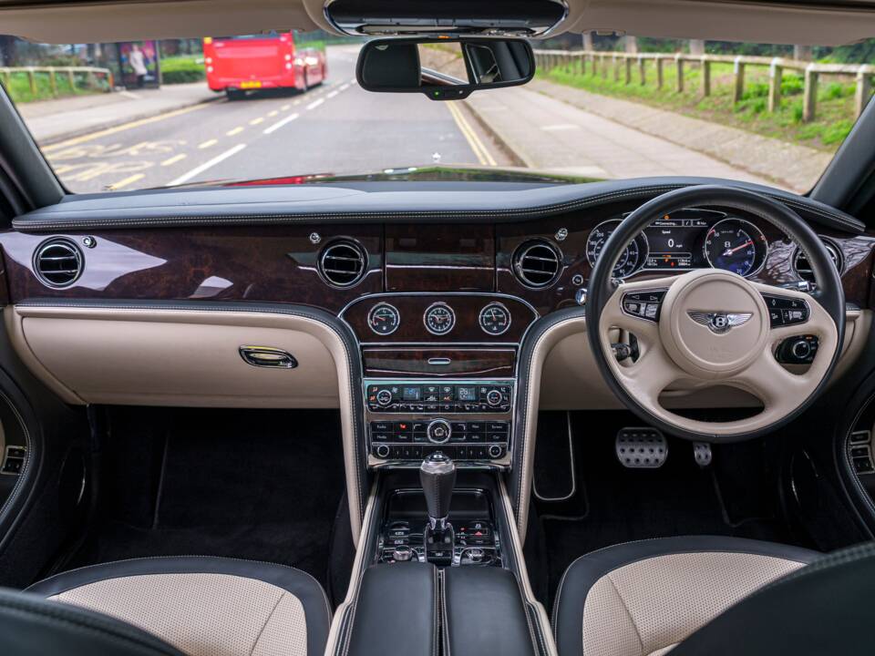 Bild 12/28 von Bentley Mulsanne Speed (2016)