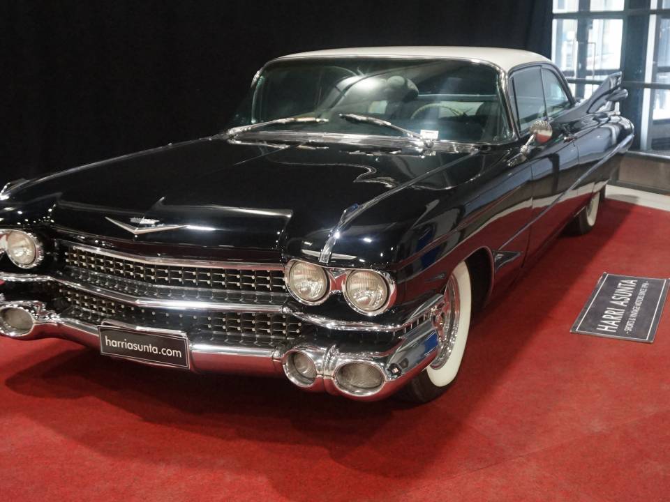 Bild 16/62 von Cadillac Coupe DeVille (1959)
