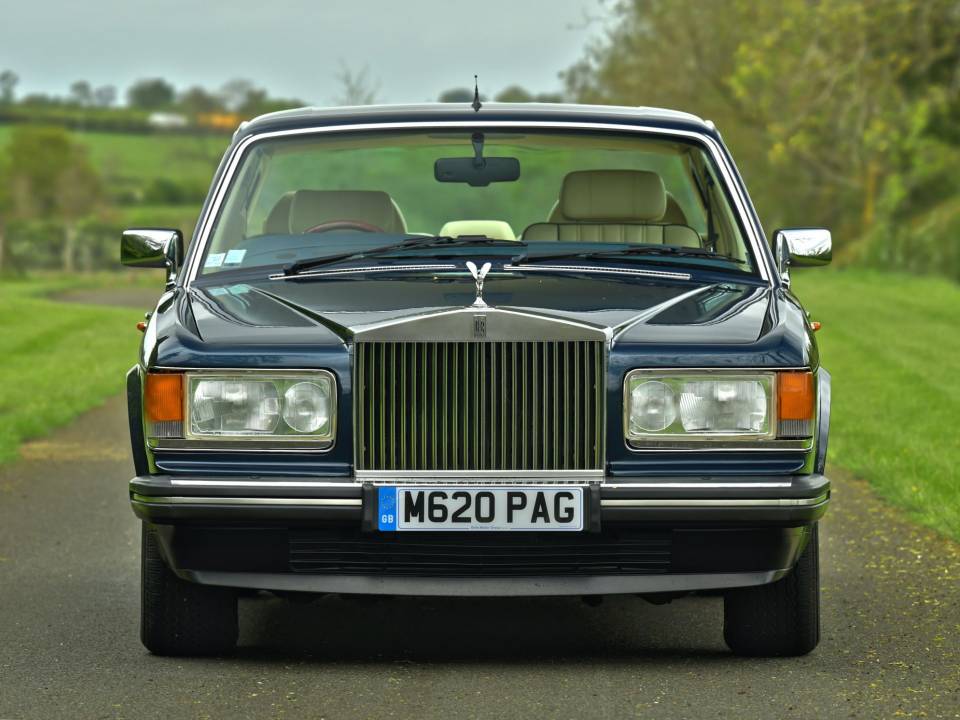 Immagine 2/50 di Rolls-Royce Silver Spur III (1995)